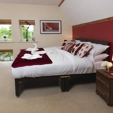 Garden View, 6 Rodley Hall, Leeds *